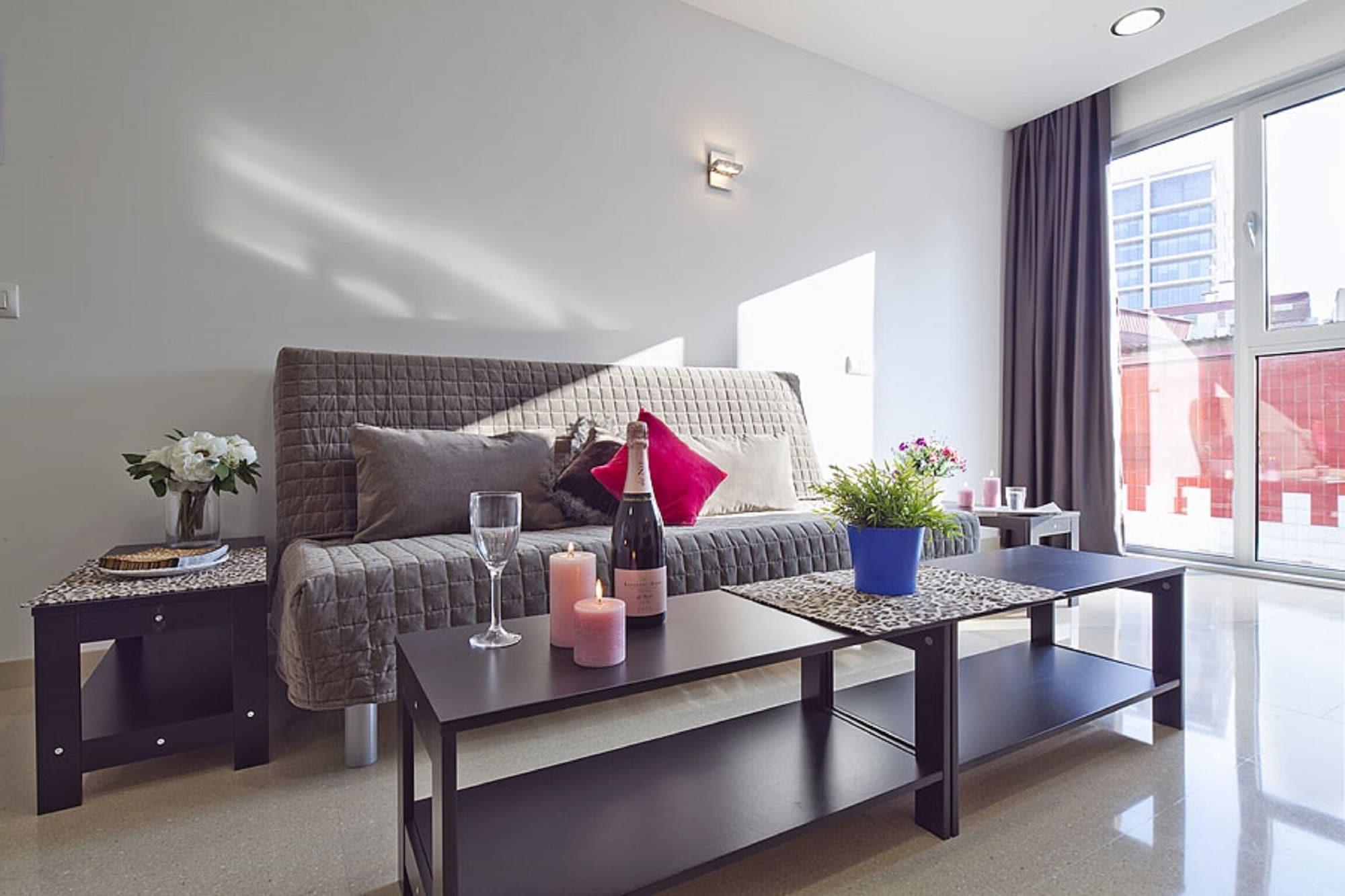Charmsuites Nou Rambla Appartement *
