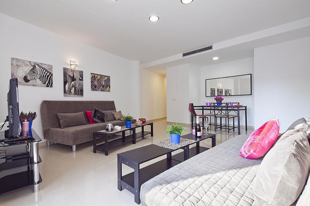 Charmsuites Nou Rambla Appartement